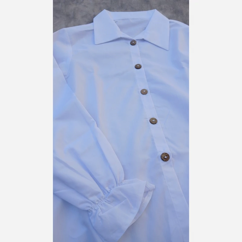 شومیز سفید زیر سارافونی